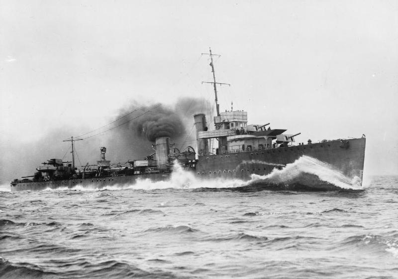 Систершип "Виттории" - эскадренный миноносец "Вимьера". Источник - Wikipedia